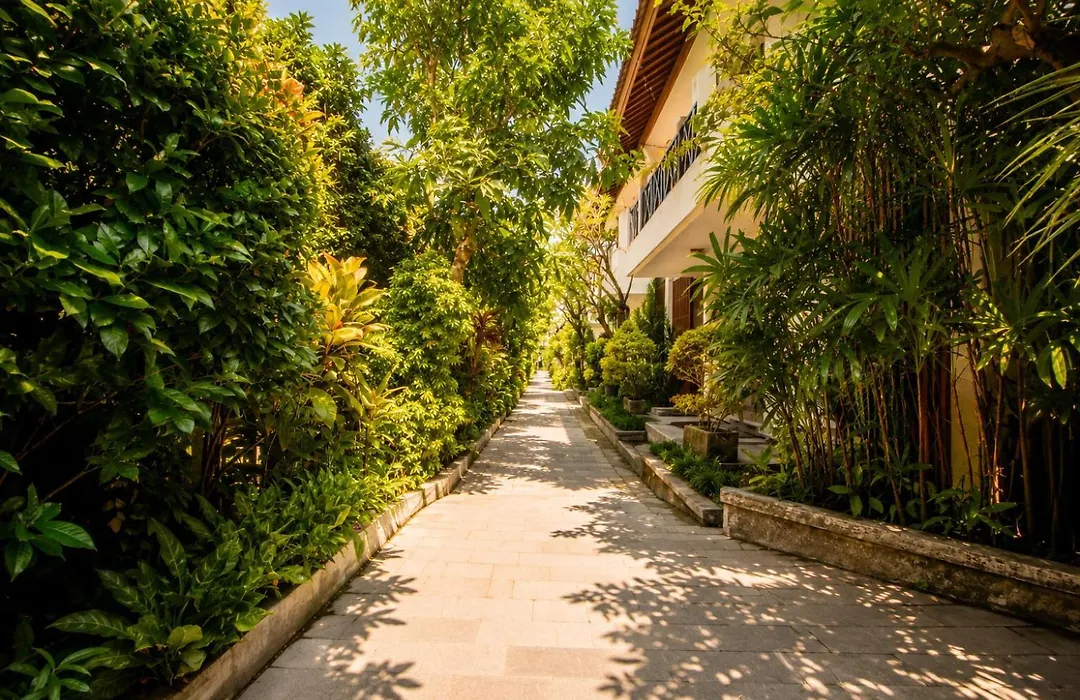 Bali Ayu Hotel & Villas 10 Minutes Walking Distance To The Beach-1